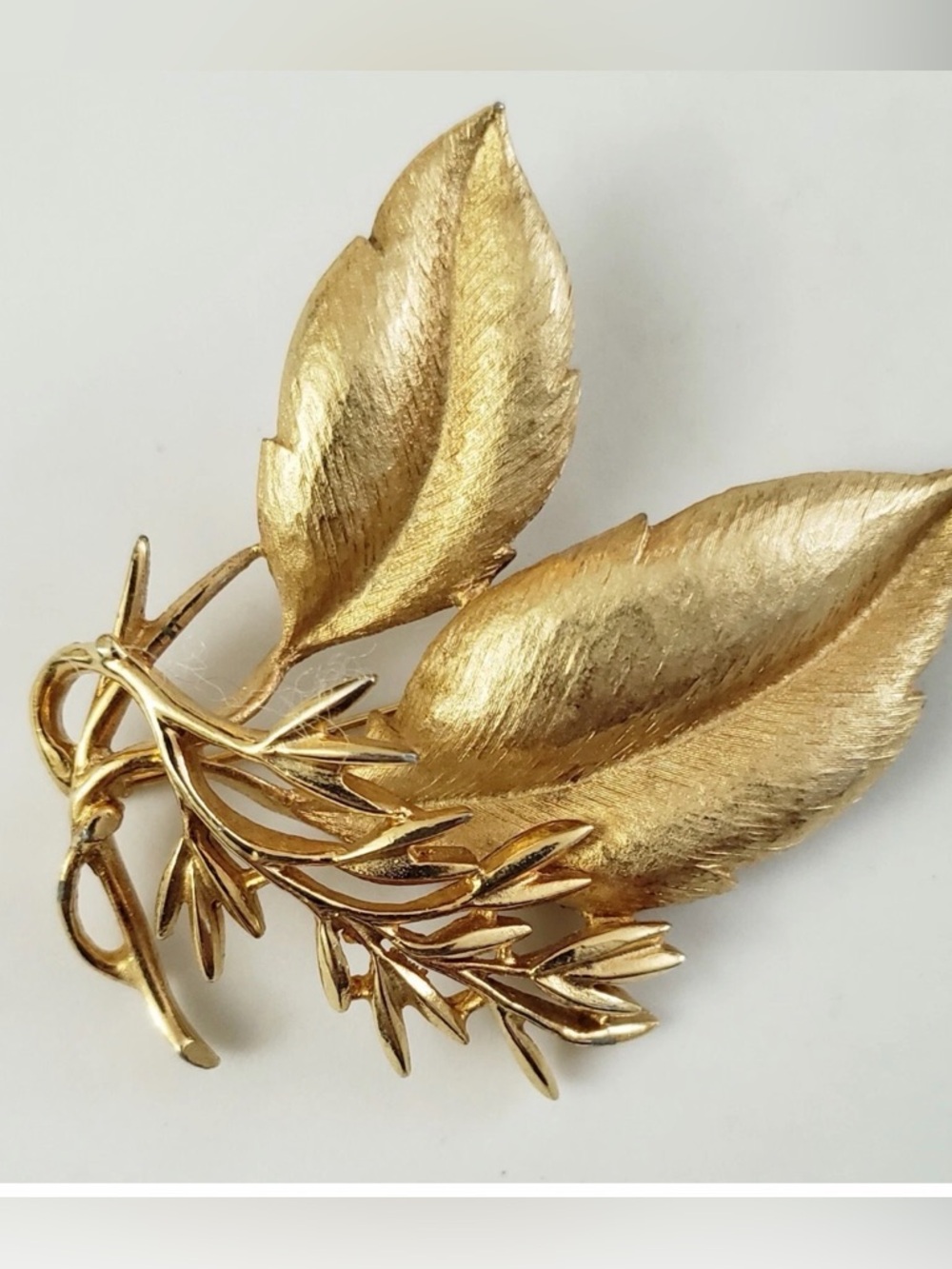 Vintage Signed Sarah Coventry Sea Whispers 1962 Brooch